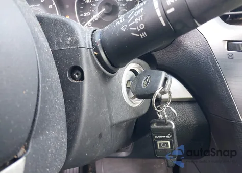 2010 Subaru Legacy 2.5I Premium z USA, uszkodzony, nr VIN 4S3BMBG60A3239194